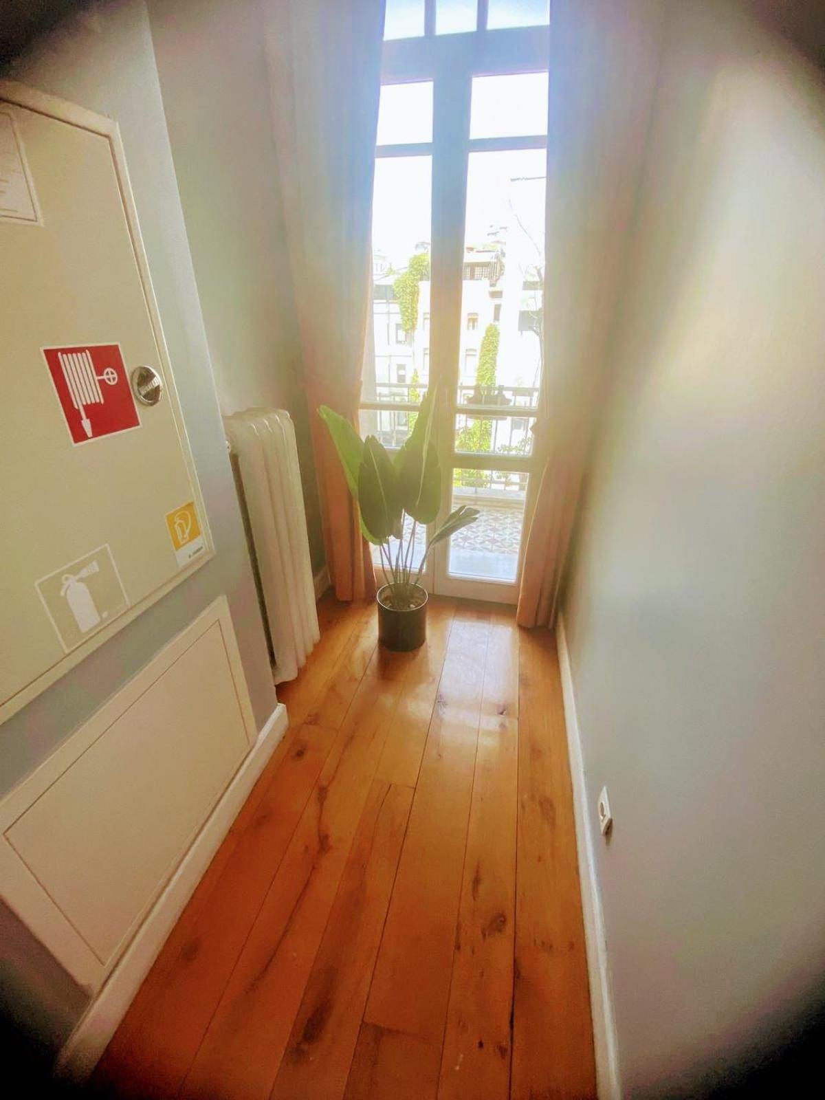 Lina Hotel Taksim Pera Истанбул Екстериор снимка